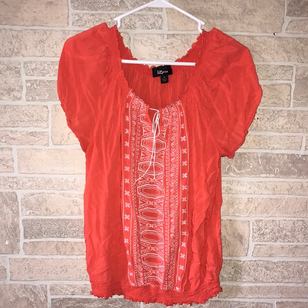 ✅iz Byer Short Sleeve Blouse